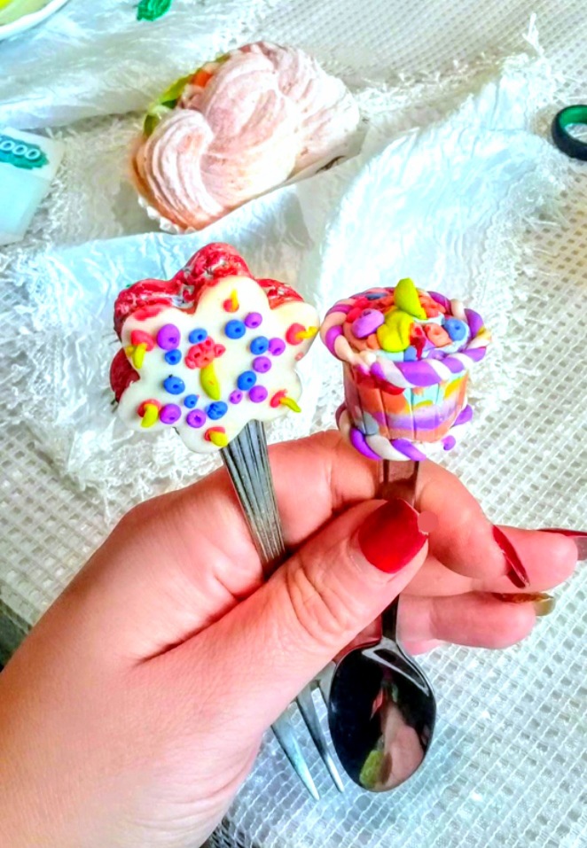 ложечки с декором